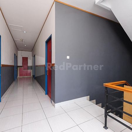Ian Hotel Jaksa Mitra Reddoorz Yakarta Exterior foto